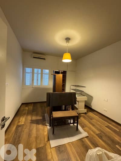 FULLY FURNISHED CARRE D'OR ACHRAFIEH (320SQ) 4 BEDS (ACRPV-901)