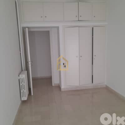 Apartment for rent in Achrafieh JD210 شقة للإيجار في الأشرفية،