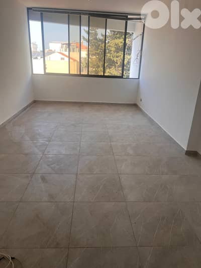 Prime location office for rent in Mansourieh مكتب للايجار المنصورية