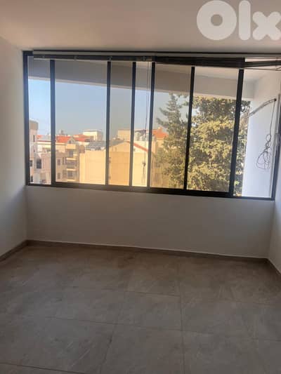 Prime location office for rent in Mansourieh مكتب للايجار المنصورية