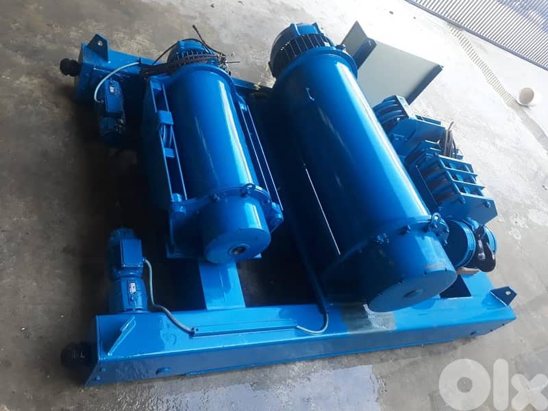 MISIA crane 25T + 5T 2