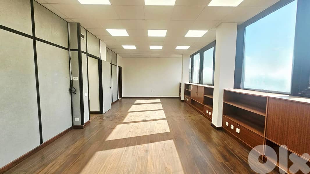 AH-HKL-417 Office 100 m2 for Rent | Hamra – Prime Location 0