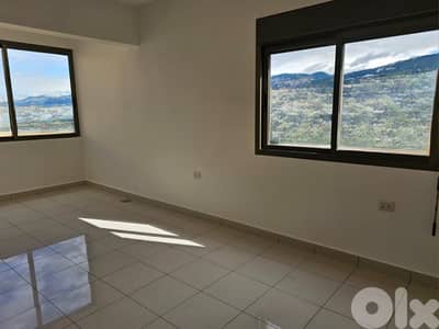 Apartment For Sale in Jdeideh