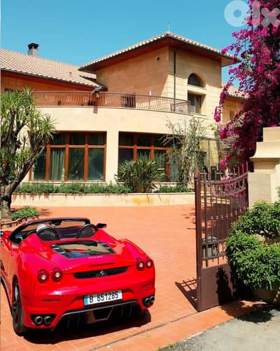 RWK305JS - Villa For Sale In Ballouneh  - فيلا للبيع في بلونة