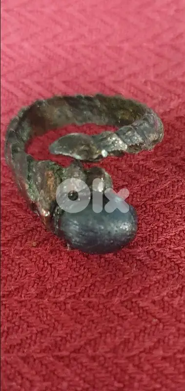 انتيك خاتم صغير رأس غازال برونز