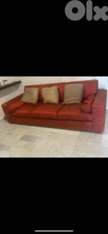 salon couch 0
