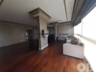Spacious Apartment Located In a Calm Neighborhood!