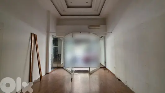 Store for Rent in Tabaris متجر للإيجار في طباريس