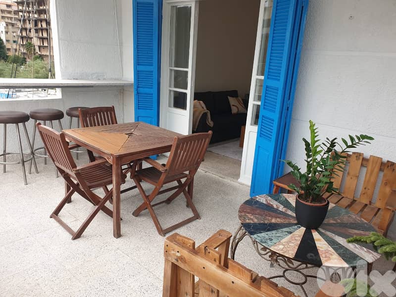 Apartment + Terrace for rent in Achrafieh شقة للايجار في الأشرفية 0