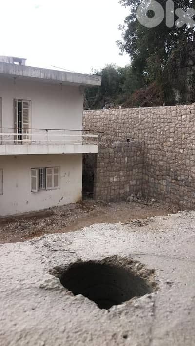 land for sale in ajaltoun أرض للبيع في عجلتون