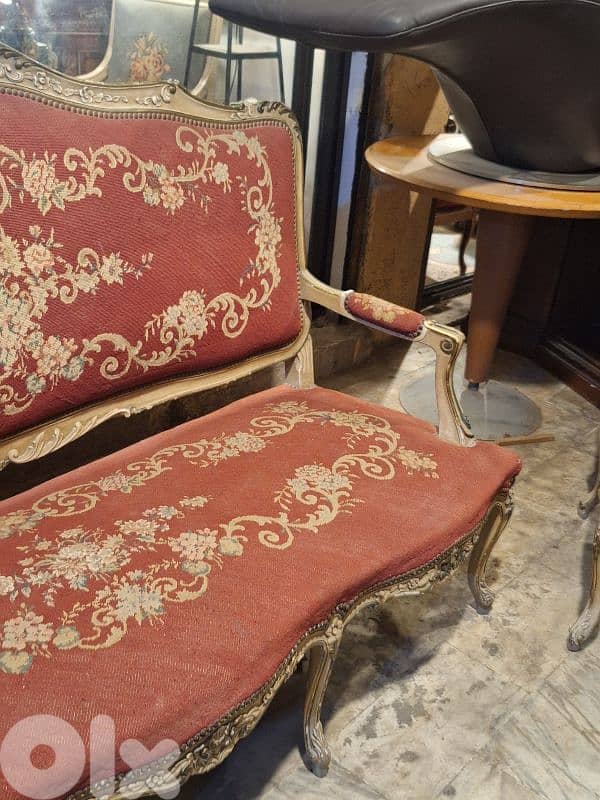 3 pieces salon aubisson 2 handchairs and 1 sofa 4
