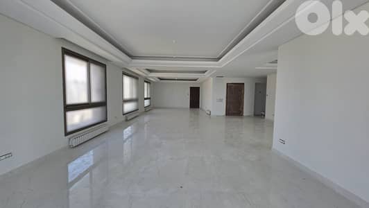 Spacious Apartment for Rent in Achrafieh شقة واسعة للإيجار في الأشرفية