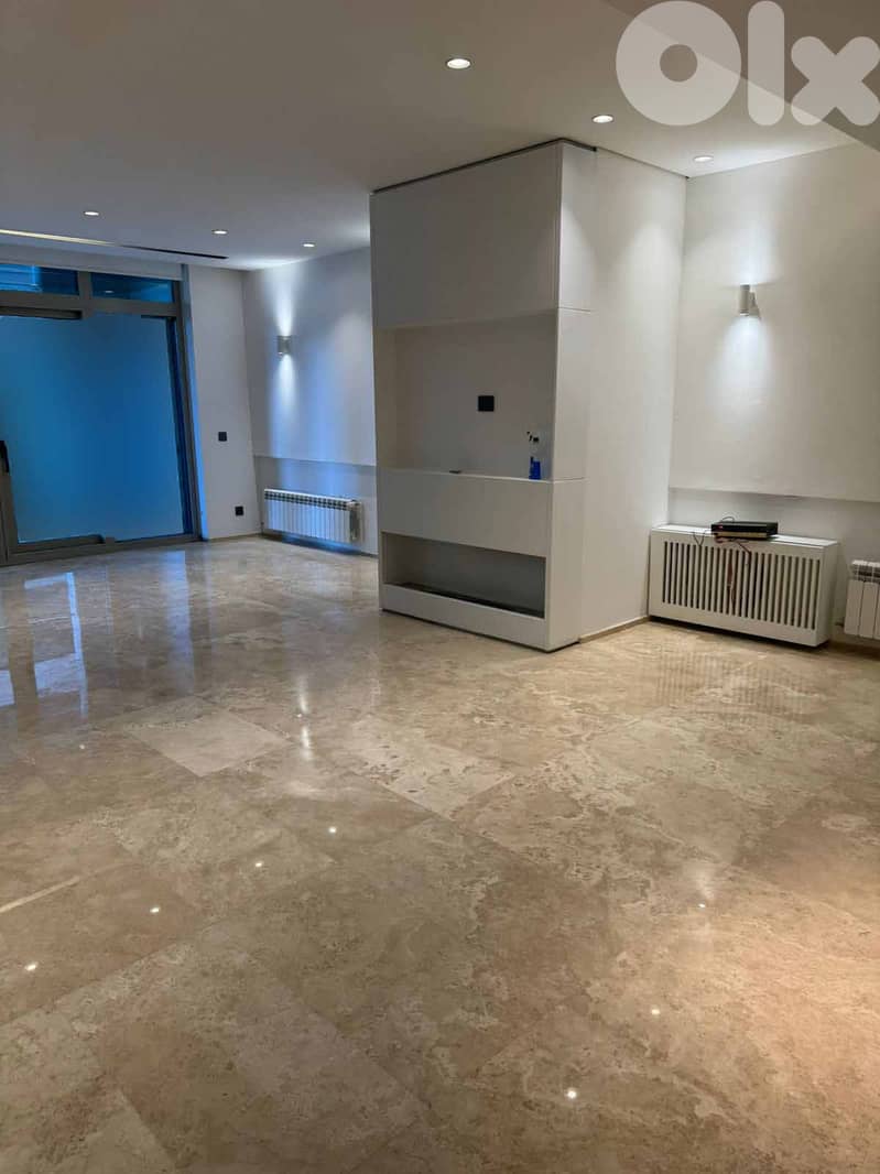 SPACIOUS DUPLEX IN DOWNTOWN PRIME (500SQ) 3 MASTER BEDS , (BTR-469) 0