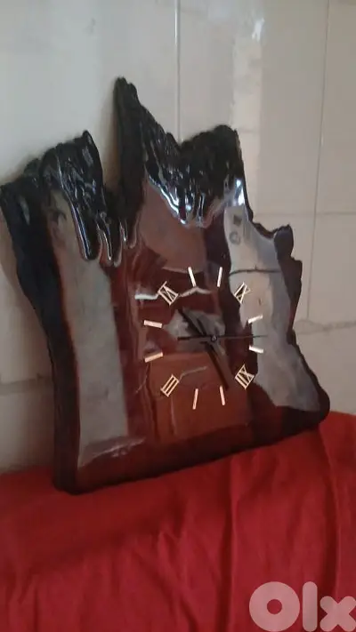 ساعه خشب ماشيه تمام