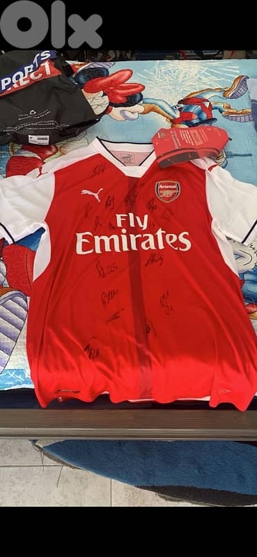 signed aresenal kit 0