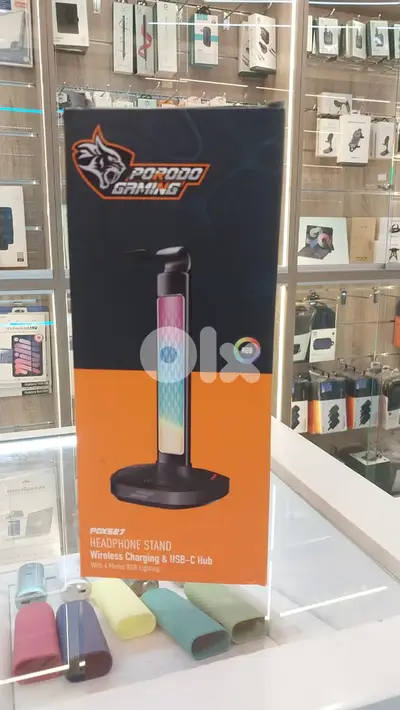 Porodo Gaming Headphone stand wireless charging & usb-c hub