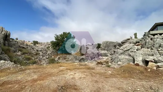 3600m2 Land+Mountain View-Prime Location-4sale in Faqra - أرض في فقرا