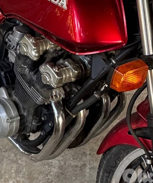 Honda CB 4