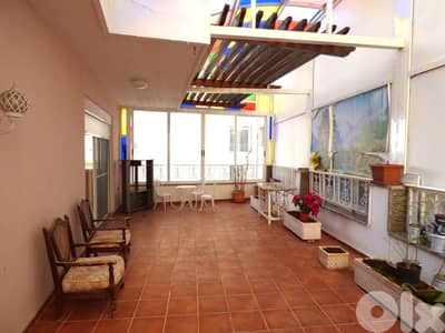 L18984 - Penthouse With Terraces For Rent in Manara, Ras Beirut