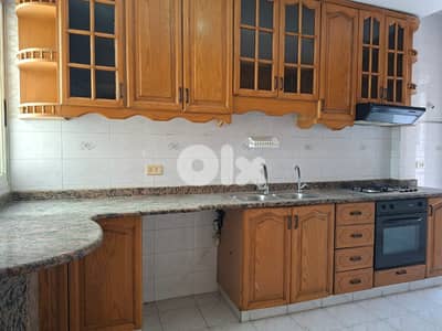 L18984 - Penthouse With Terraces For Rent in Manara, Ras Beirut