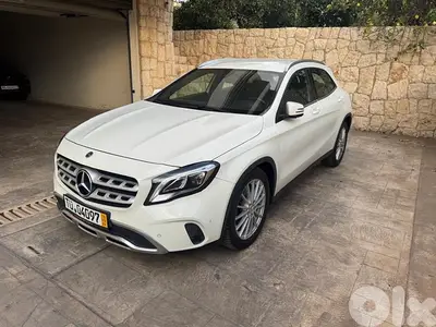 Mercedes-Benz GLA-Class 2018 german no damage