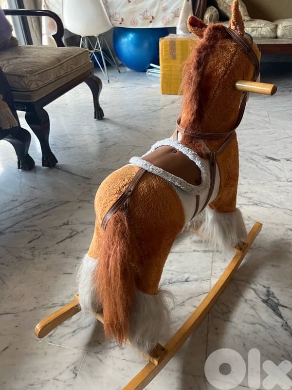 horse (cheval) 2