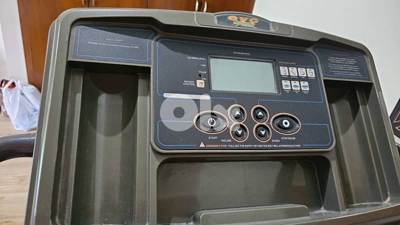Evo Fx230 gym treadmill 0