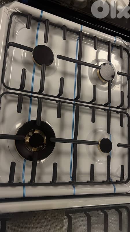 Goldstar 4 burners made in italy gas stove + gift airfryer 7