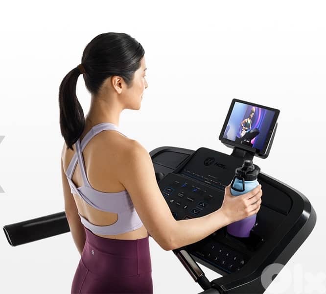 Horizon 5.0 AT Treadmill – Made in USA 11
