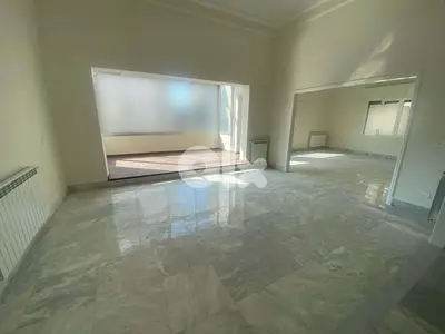 SPACIOUS APARTMENT IN CLEMENCEAU PRIME (200SQ) , (HAMR-138)