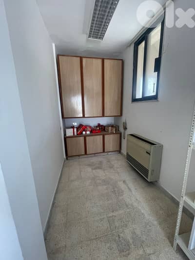 L18997 - Office With Terrace For Rent in Hamra, Ras Beirut