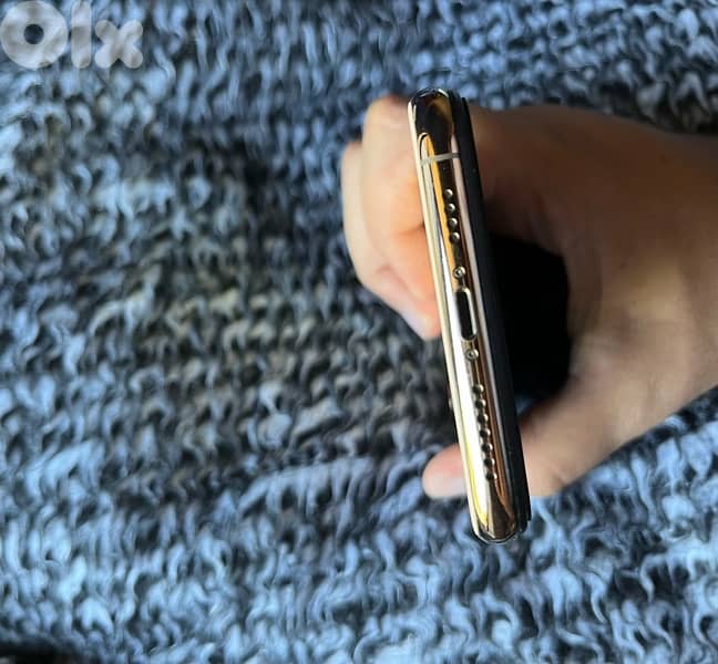 iPhone xs max 256 4