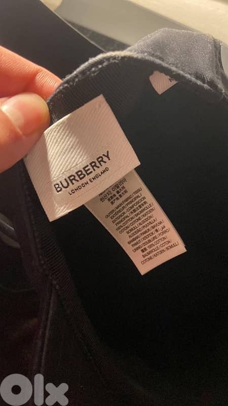 Authentic Burberry hat 0