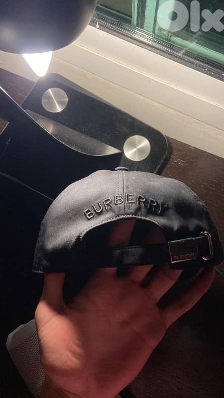 Authentic Burberry hat 1