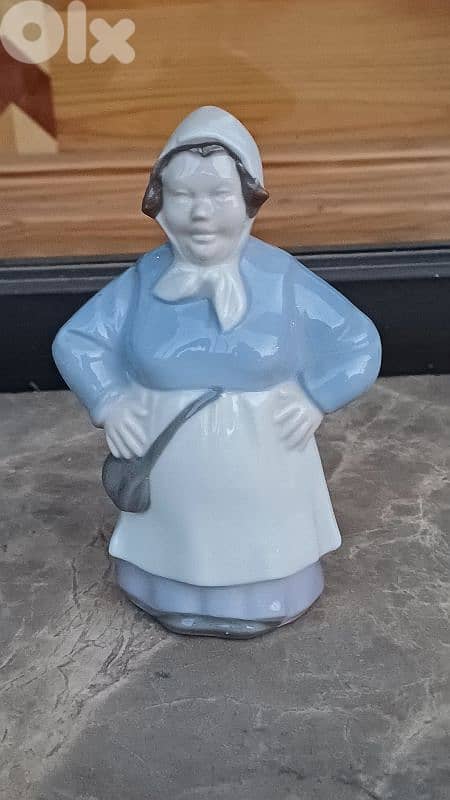 antique 2