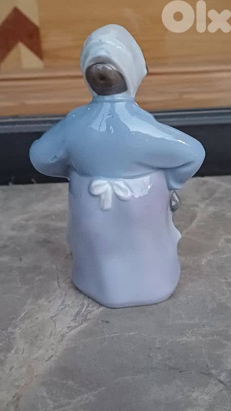 antique 4