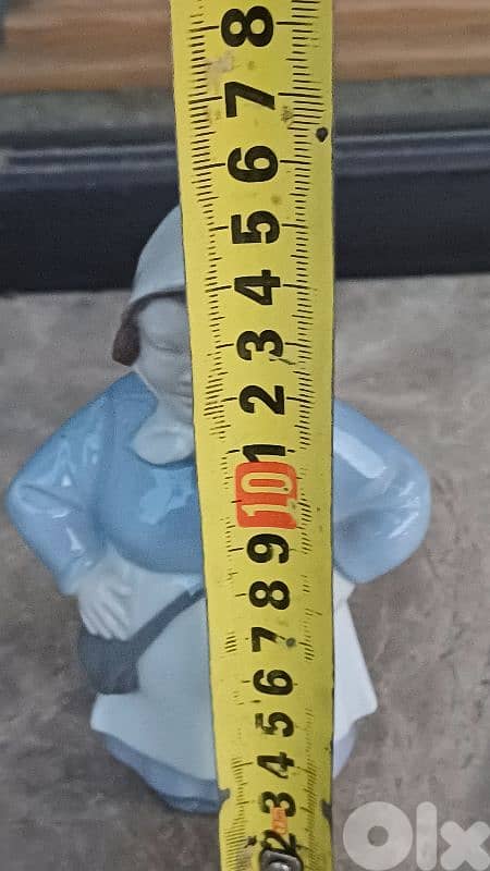 antique 6