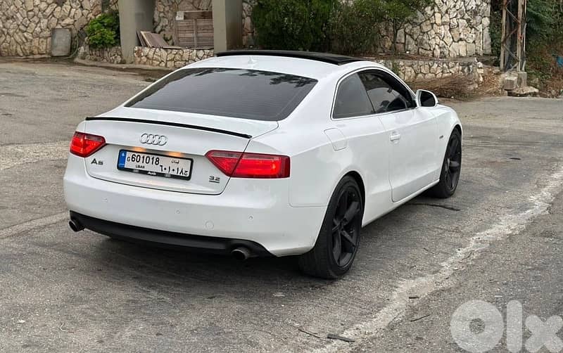 Audi A5 2009 0