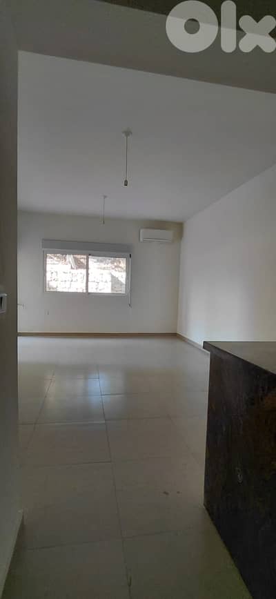 Apartment for sale in Nahr Ibrahim - شقة للبيع في نهر إبراهيم