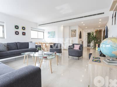 Modern Property | Pool & Gym | Sea View