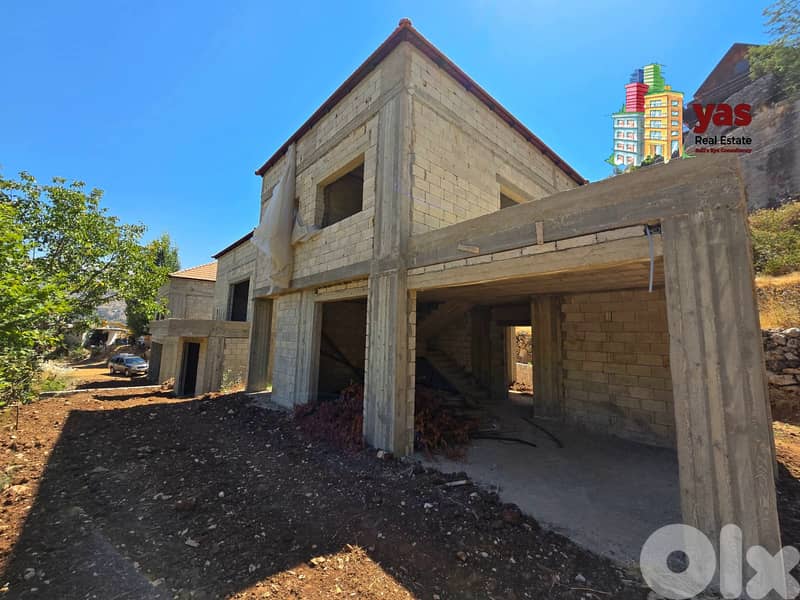 Hrajel 800m2 3 villas Core & Shell | 1200m2 Terraces / Gardens | DA | 3