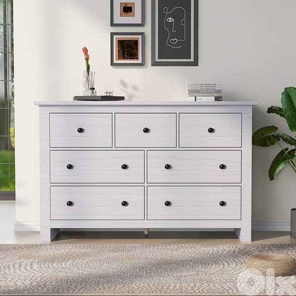 Cabinet with 7 Drawers 2