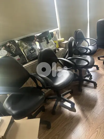 Office chairs (4 chairs)