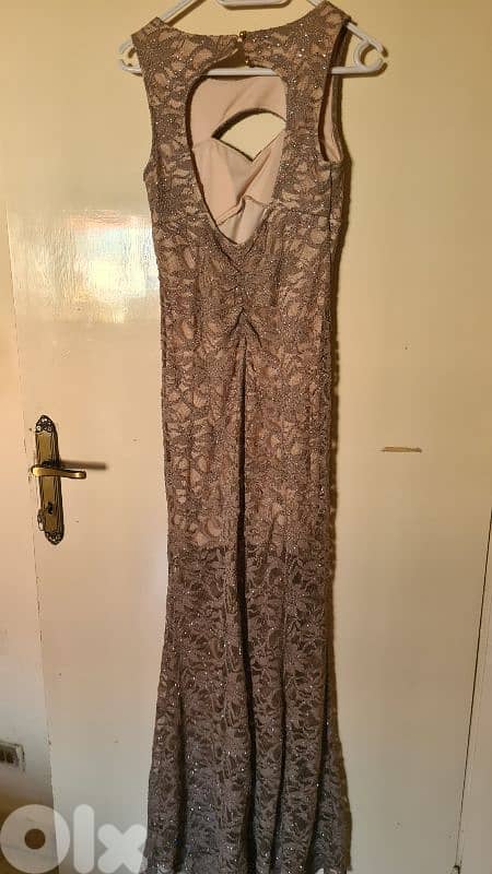dress 2