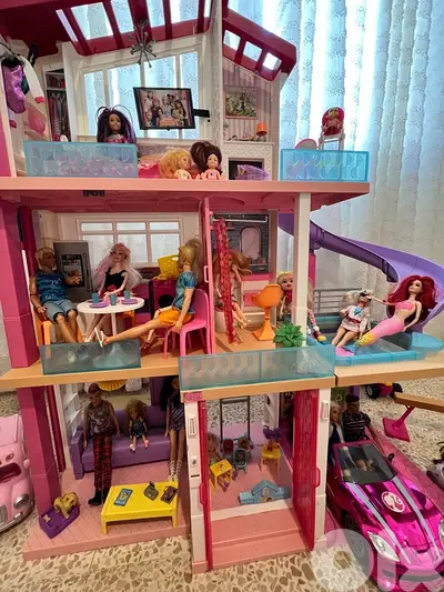 BARBIE DREAM HOUSE