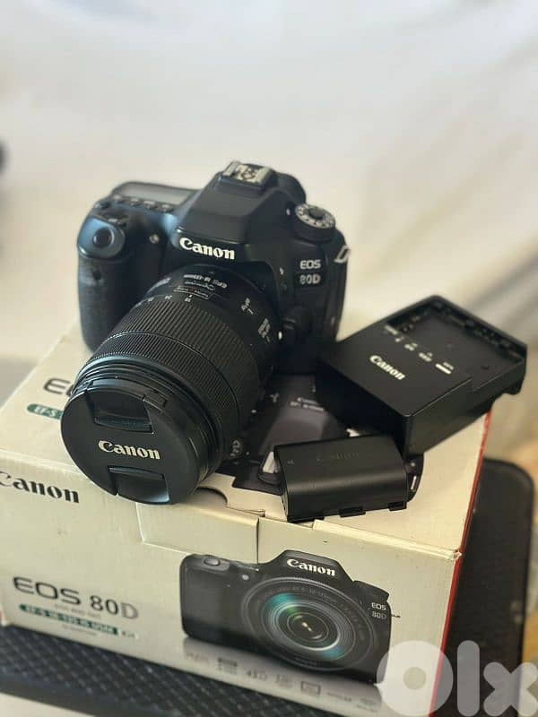 camera canon 80d like new 1