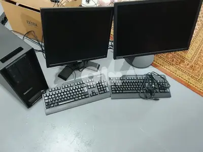 Lenovo computer and dell screen