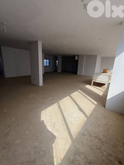 Warehouse for Sale in Hazmieh