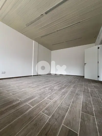 Office 75 sqm  For Rent In Baouchrieh Highway