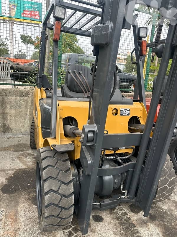 forklift 1